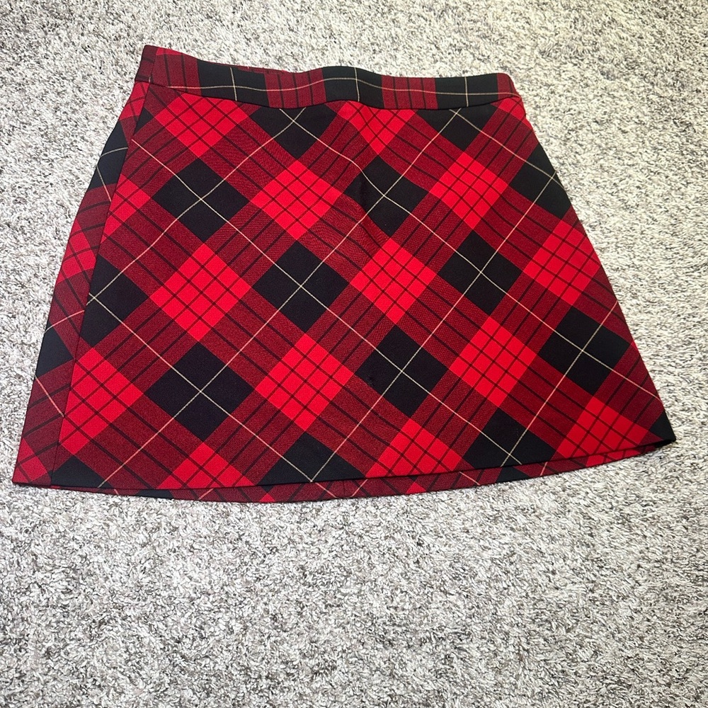 Express Red Plaid A-Line Women's Skirt 8 GUC
